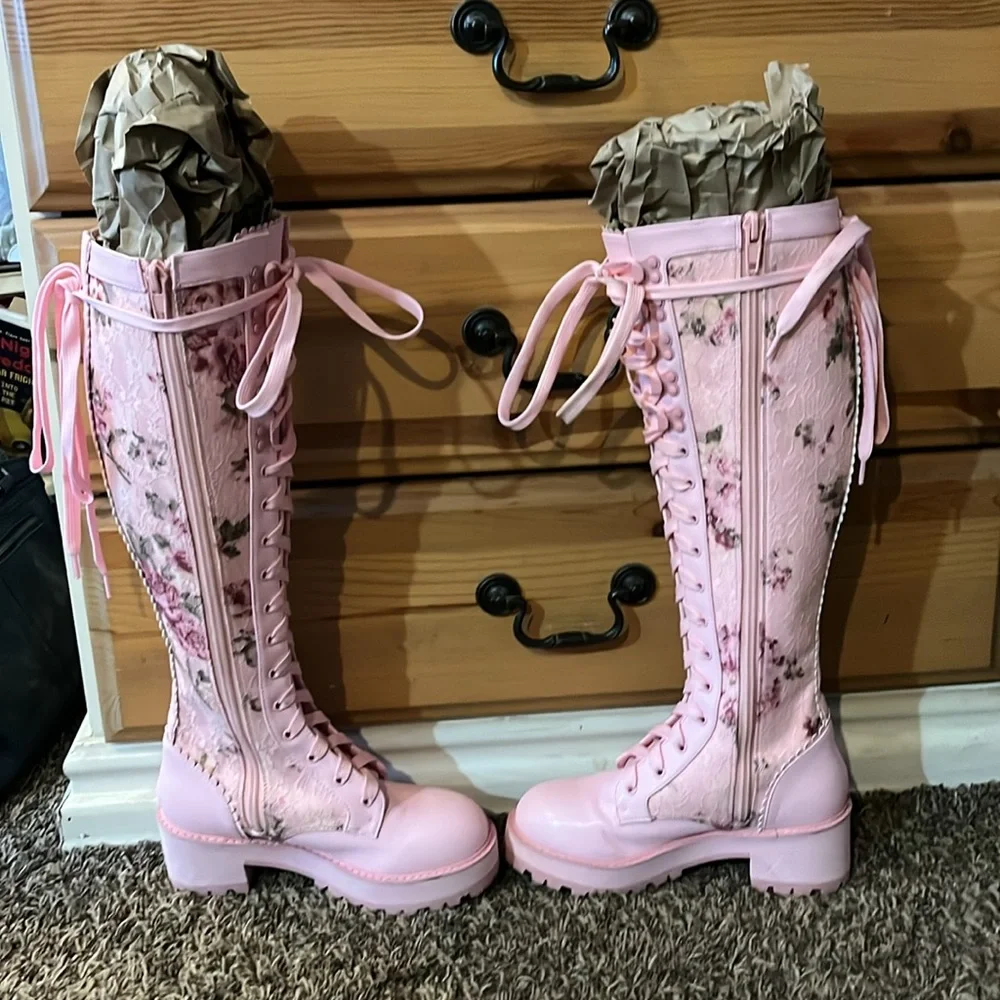 Sugar Thrillz Dolls Kill ON THE VINE FLORAL LACE KNEE HIGH COMBAT BOOTS - Picture 8 of 12